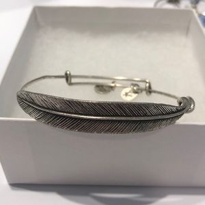 Feather Alex and Sani bracelet rare!